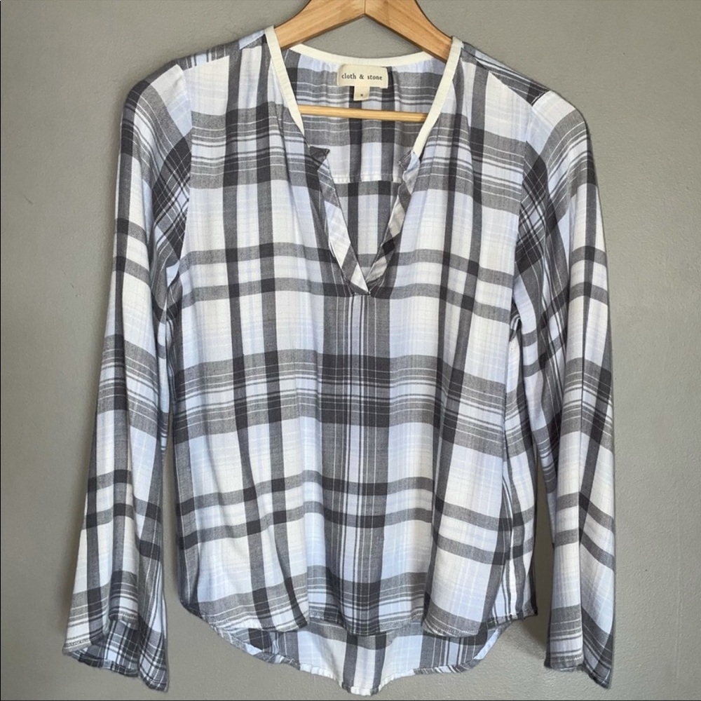 Plaid Cloth & Stone Top